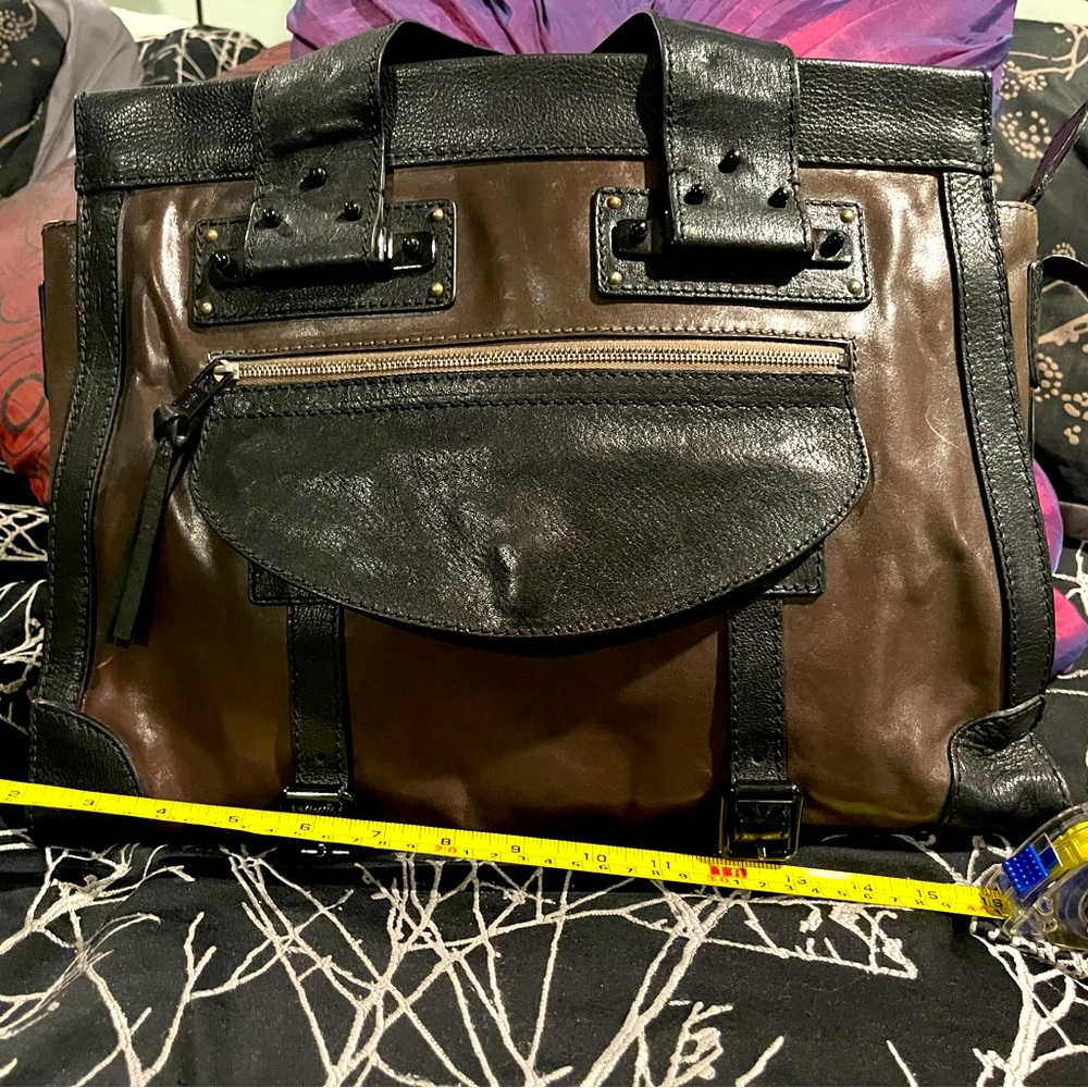 Large Chloe Weekender Bag 👜 - Picture 8 of 15